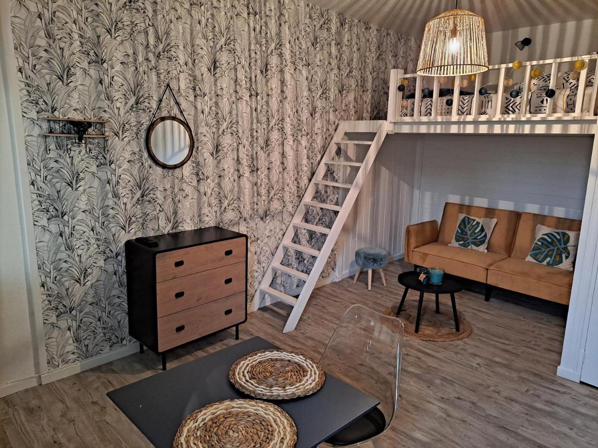Appartement Studio Renove Et Patio Pour Velo à Rochefort-sur-Mer Extérieur photo