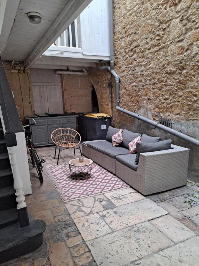 Appartement Studio Renove Et Patio Pour Velo à Rochefort-sur-Mer Extérieur photo